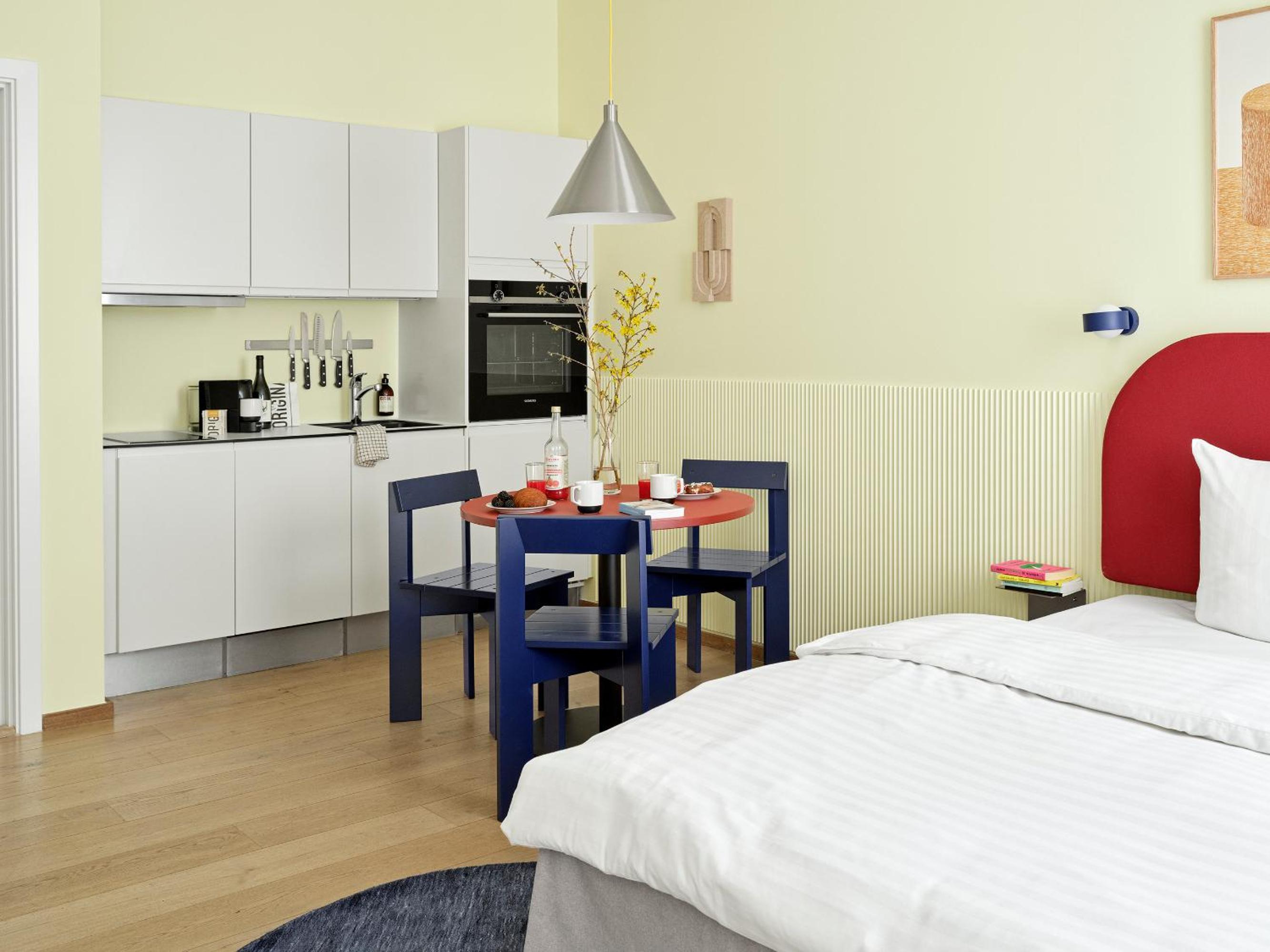 Brik Apartment Hotel